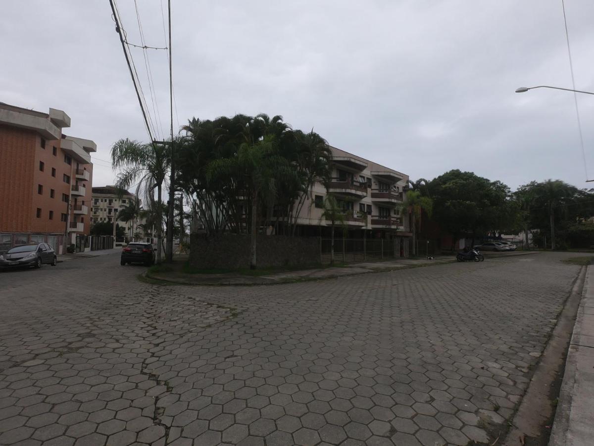 우바투바 Excelente Localizacao, 400 Metros Da Praia Ar Condicionado E Wi-Fi 아파트 외부 사진